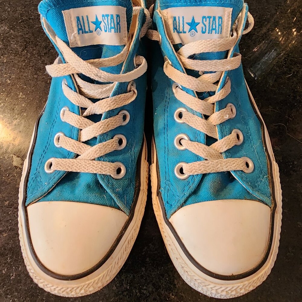 Blue Low Top Converse Size 6.5M or 8.5W